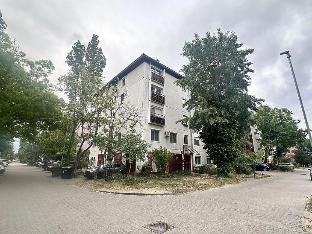 c3-1-name c2-20-name, Budapest IV. kerület, Káposztásmegyer
