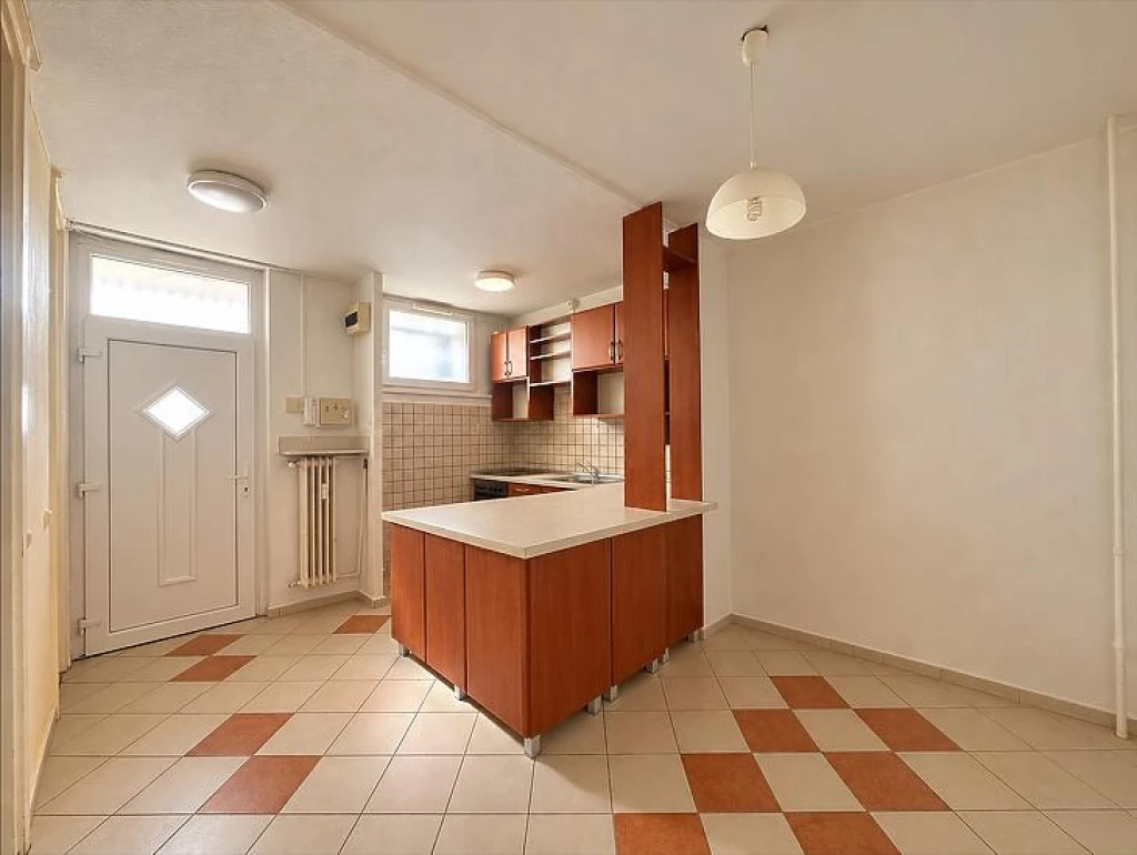 Eladó téglalakás, Budapest XX. kerület, Pesterzsébet