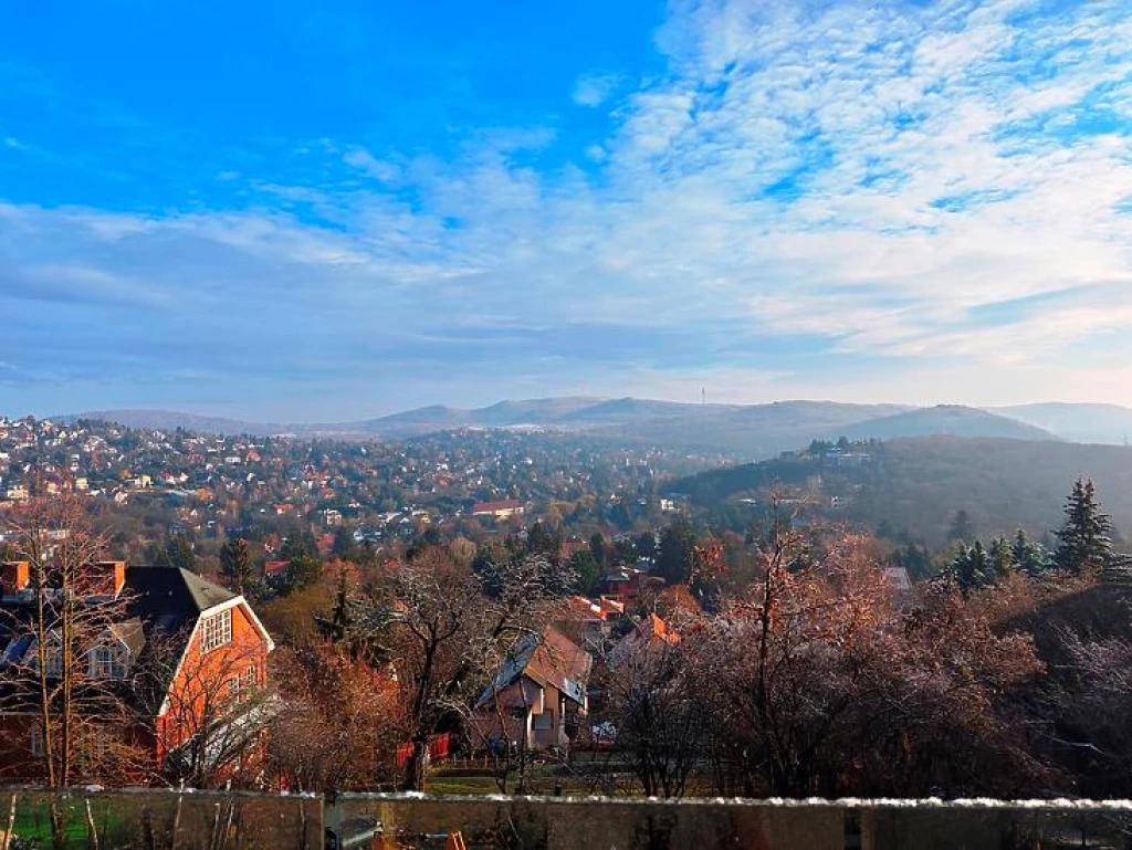 Eladó ikerház, Budapest II. kerület, Máriaremete