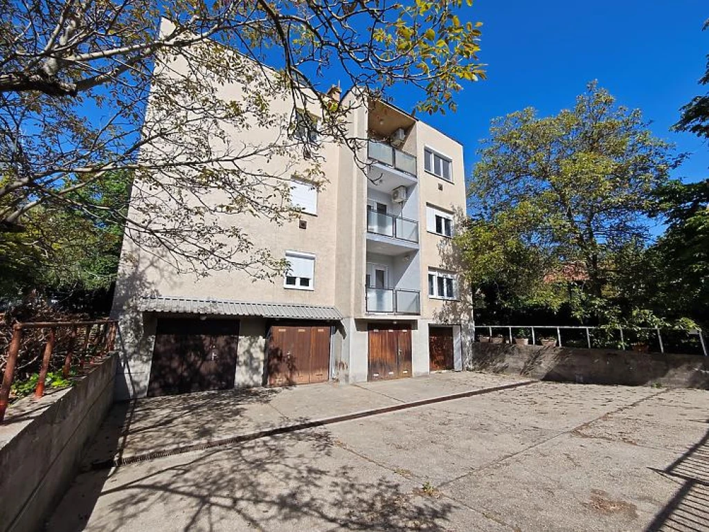 Kiadó téglalakás, Budapest II. kerület, Vérhalom