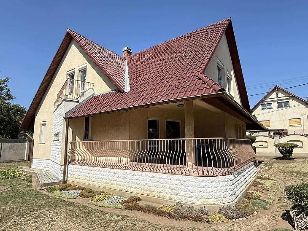 Eladó családi ház, Budapest XVI. kerület, Rákosszentmihály