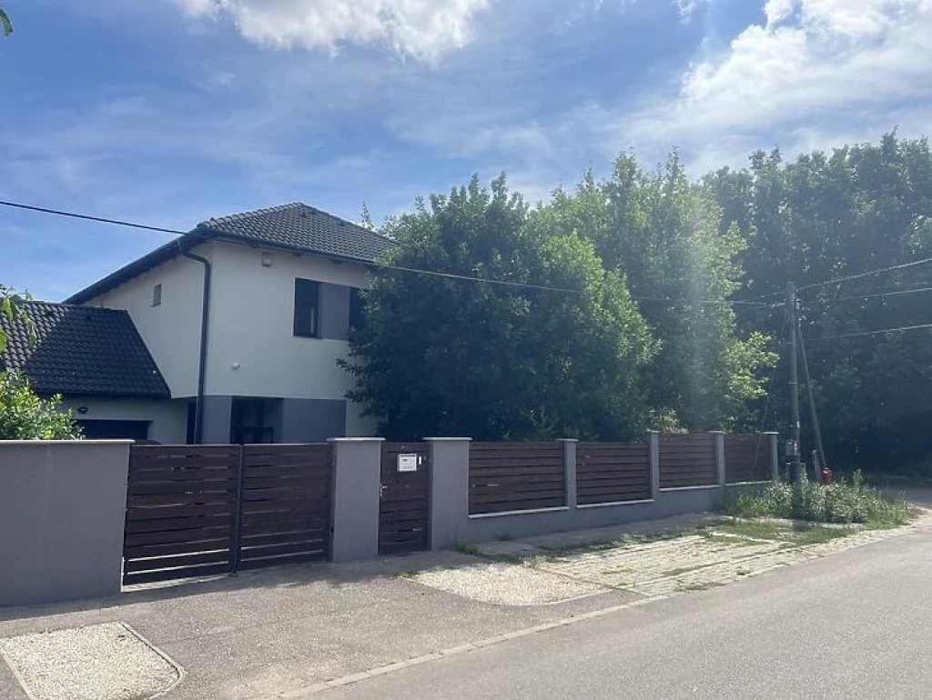 Eladó ikerház, Budapest XVI. kerület, Rákosszentmihály