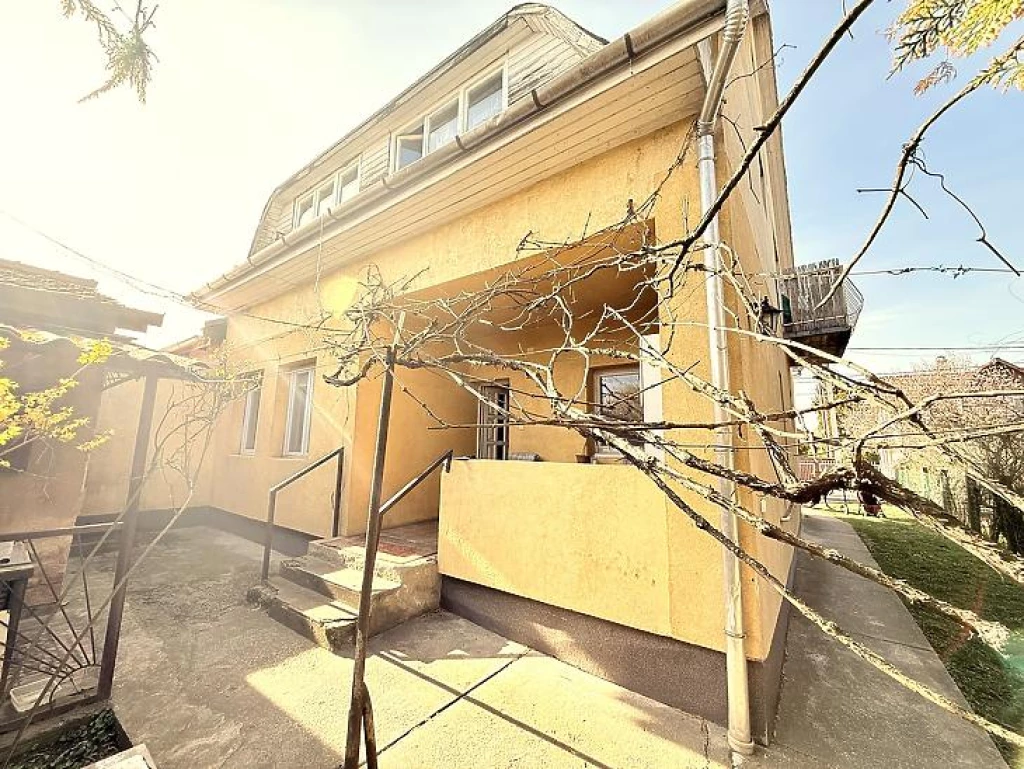 Eladó családi ház, Budapest XVI. kerület, Rákosszentmihály