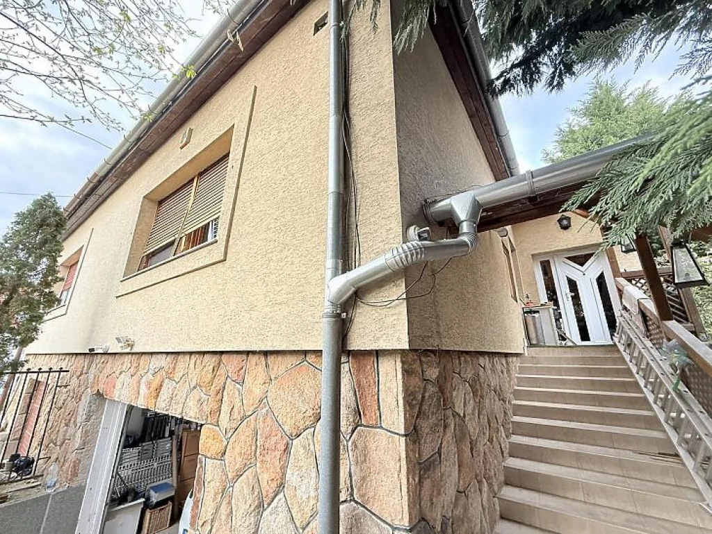 c3-1-name c2-2-name, Budapest XVI. kerület, Rákosszentmihály