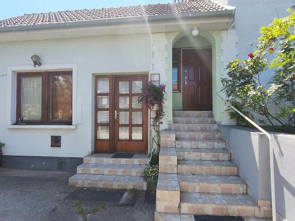 Eladó házrész, Budapest XVII. kerület, Rákoshegy
