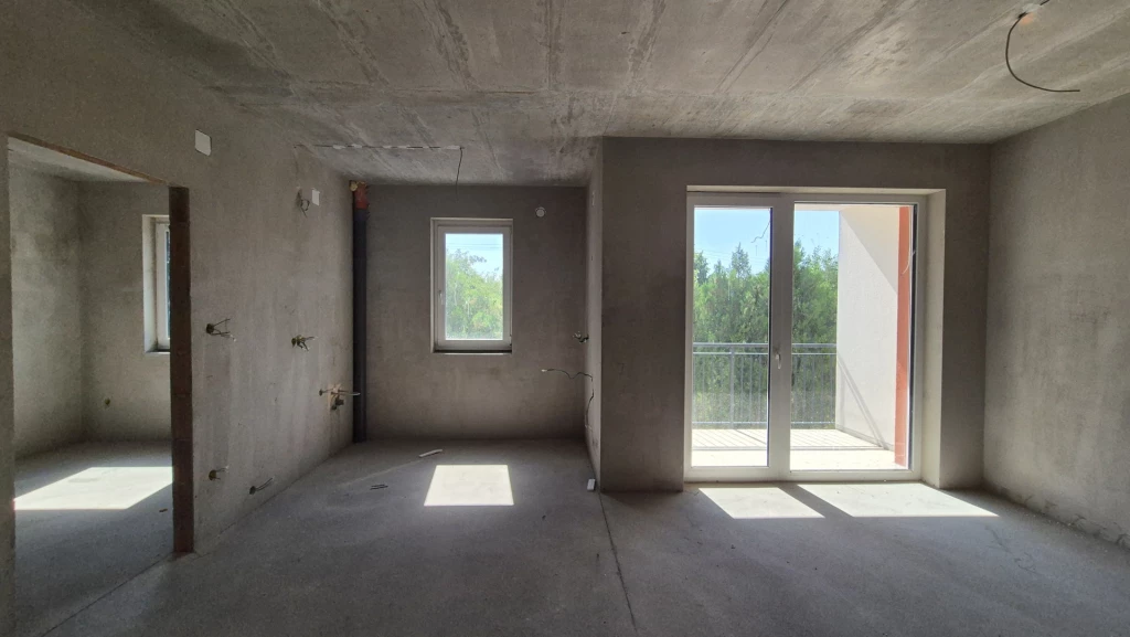 Legyen saját irodád VAGY lakásod Szabadhegyen!