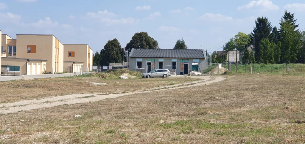 For sale brick flat, Győrújbarát, Kisbarát