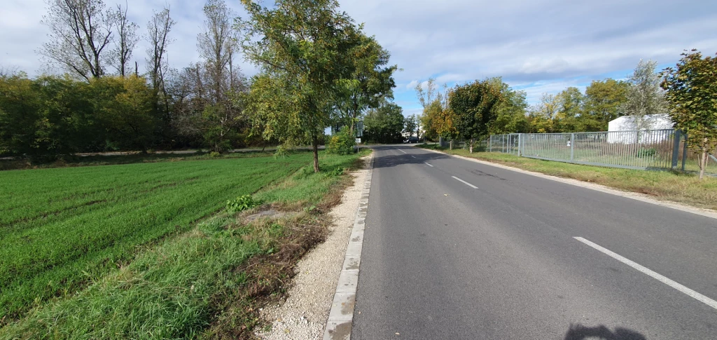 GKSZ terület eladó Győrújbaráton, az ár ÁFA mentes!