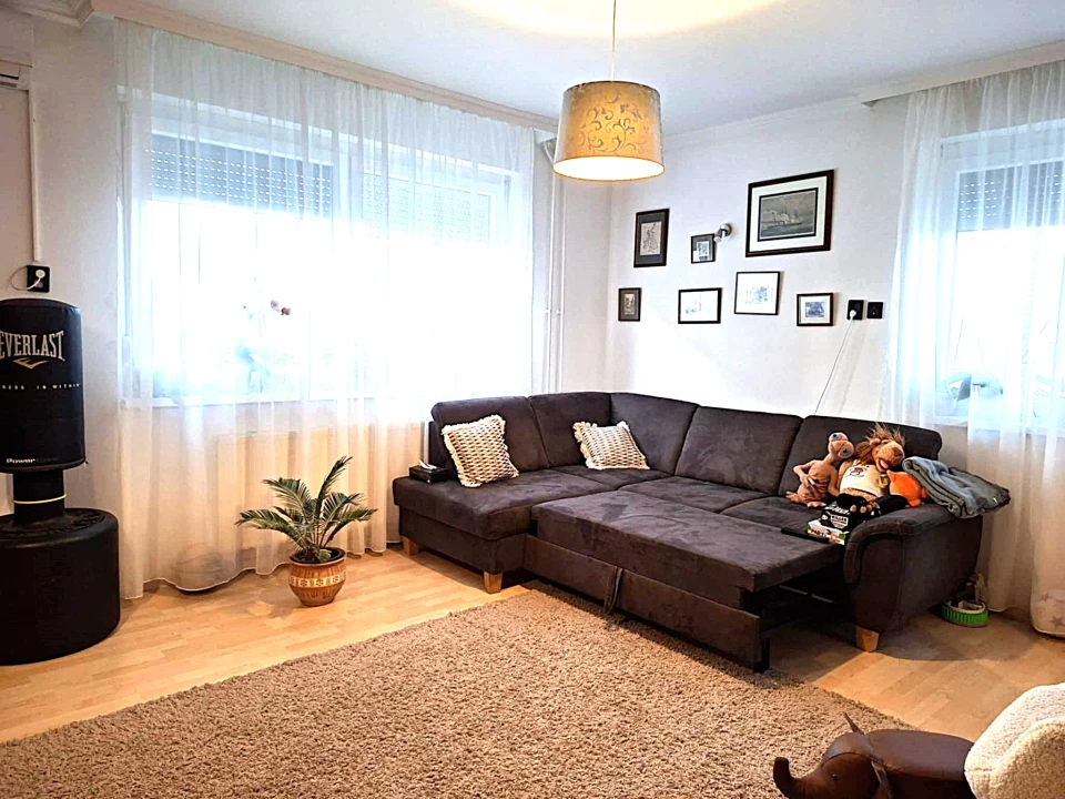 Eladó családi ház, Debrecen