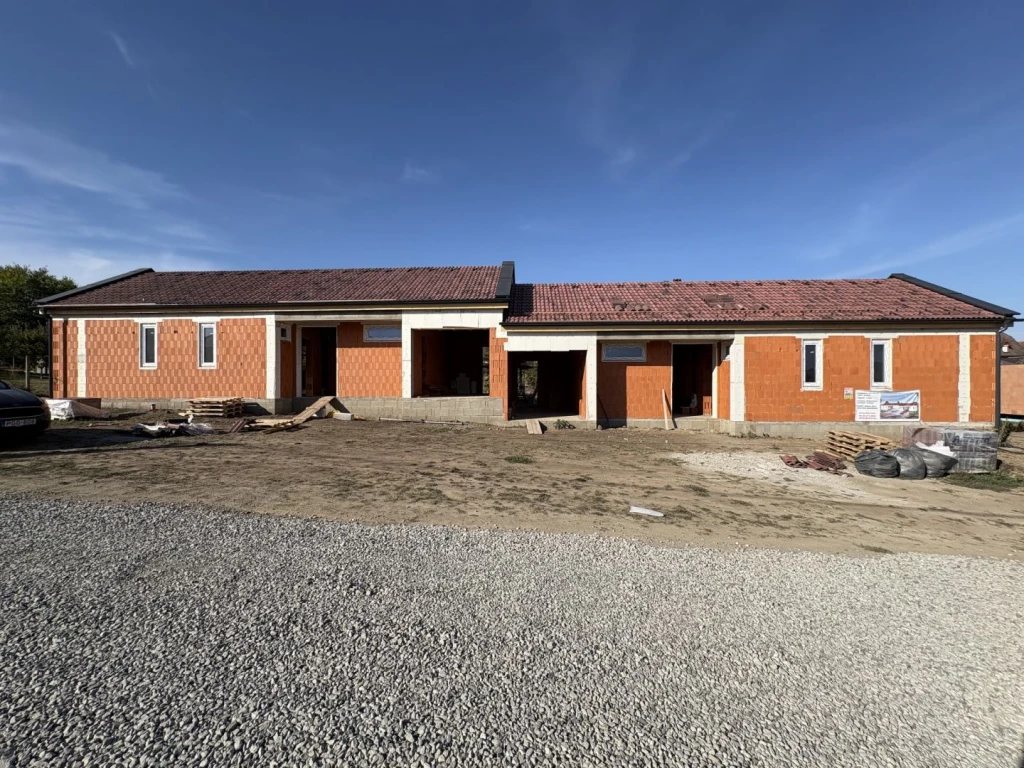 Eladó 120 m2 új építésű ikerház, Rád