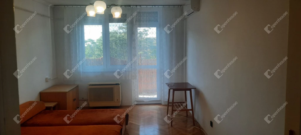 For sale condominium, Szentes