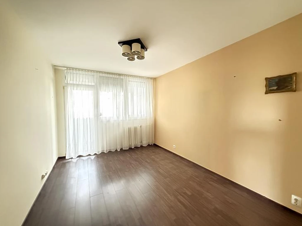 Eladó panellakás, Budapest III. kerület, Békásmegyer