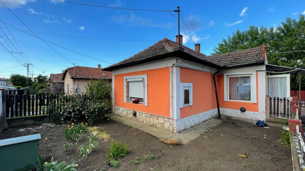 Eladó Ház, Mikepércs Hold 35.900.000 Ft