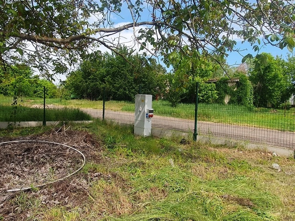 For rent periphery plot, Debrecen