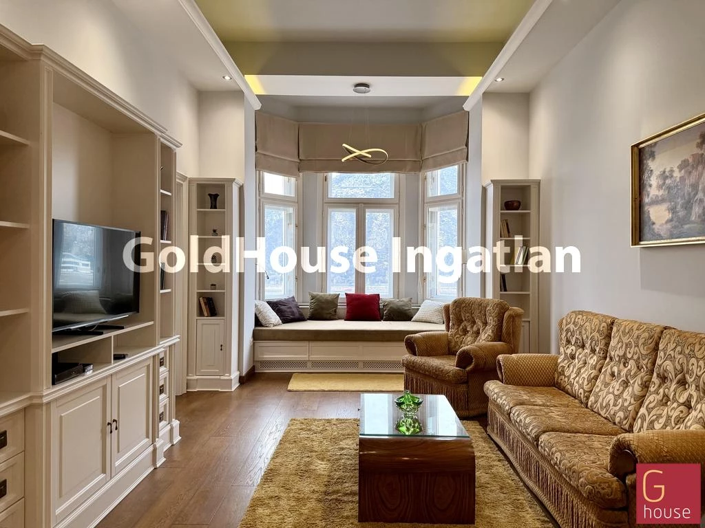 For rent brick flat, Budapest V. kerület, Belváros, Dunai Panorámás lakás KIADÓ