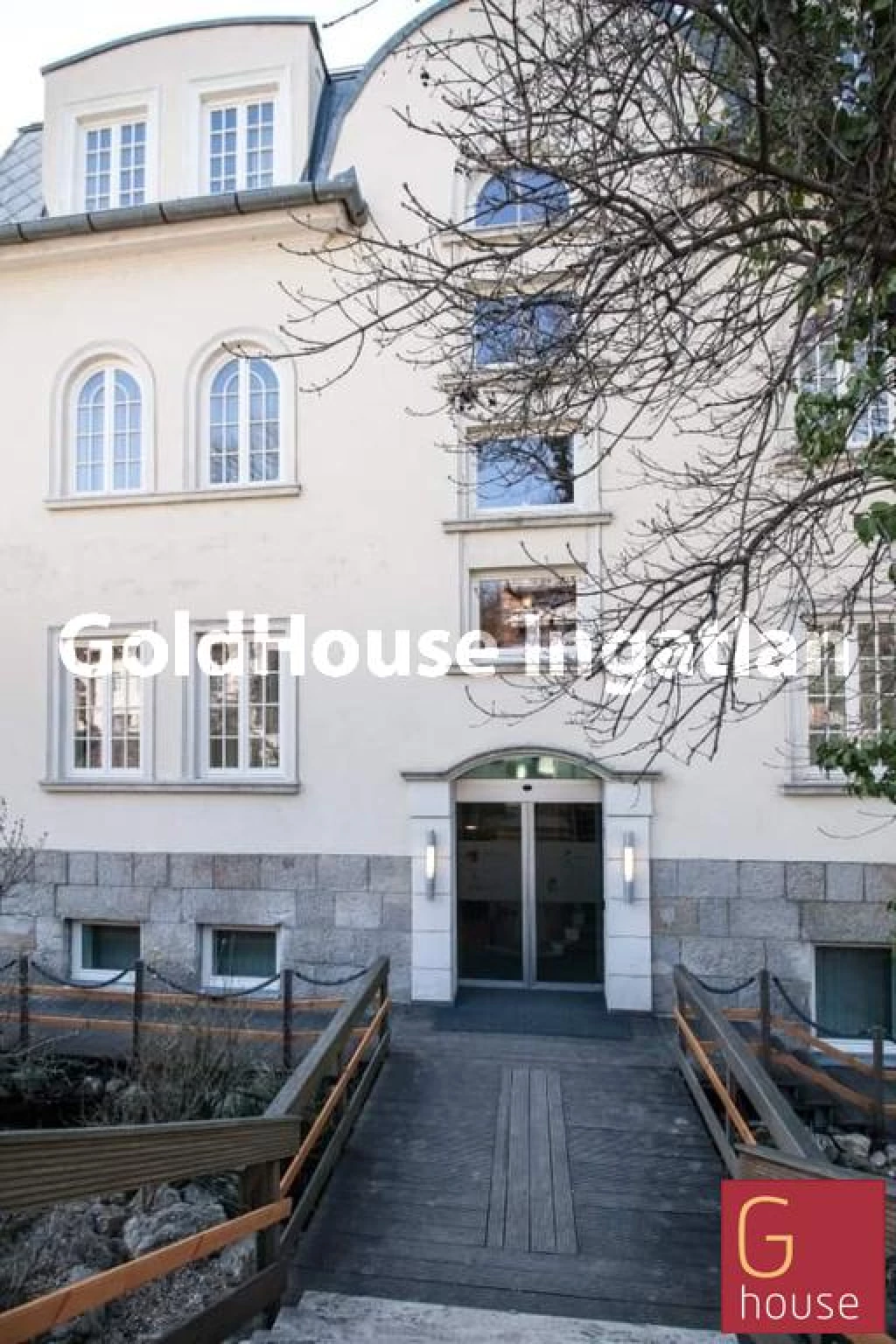 For rent villa, residence, Budapest I. kerület, Gellérthegy I. ker., Citadella közelében klinikának, cégközpontnak, irodaháznak alkalmas kiadó villa