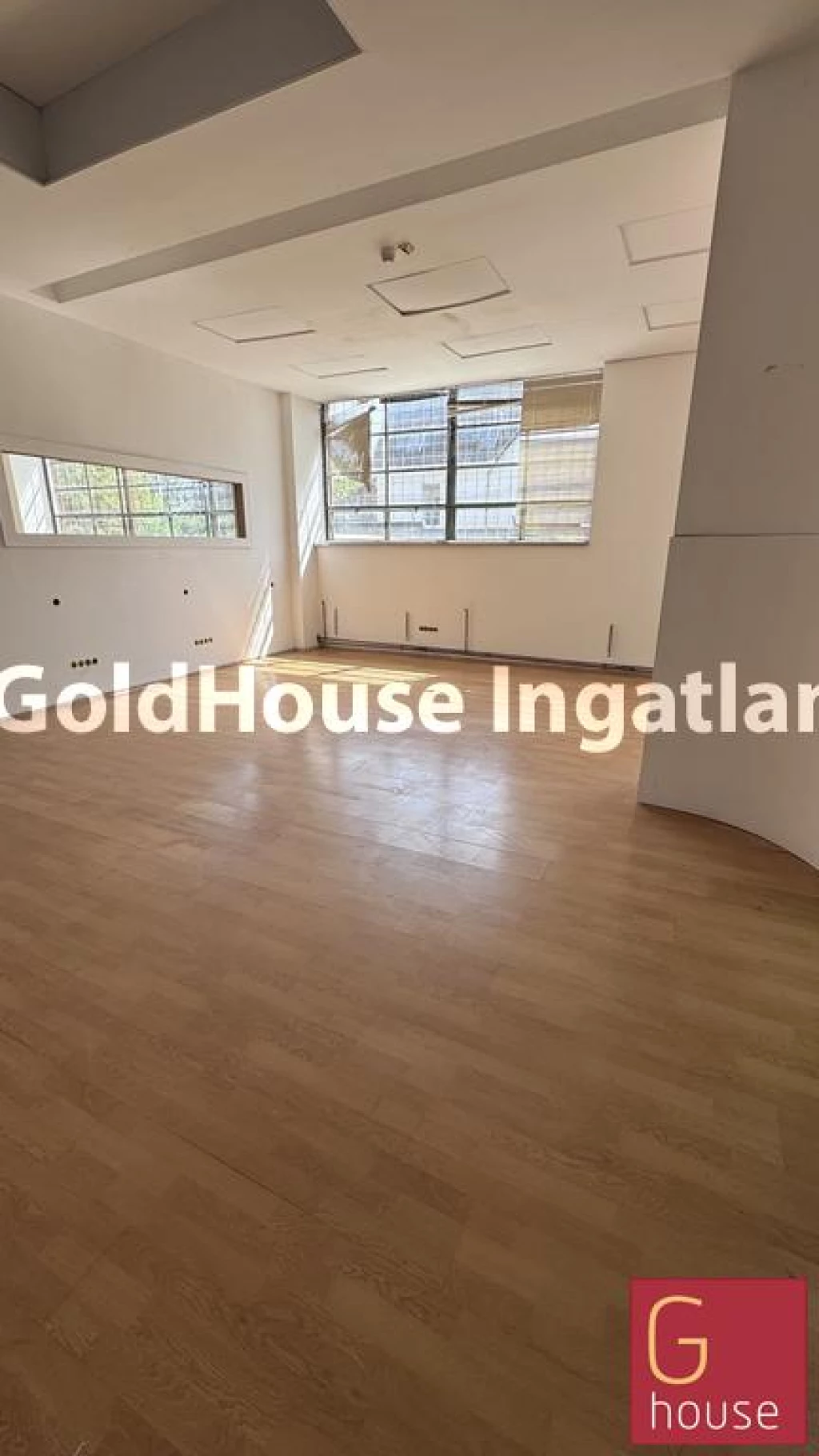 230 négyzetméteres, 3 szobás, jó állapotú, udvari, kiadó telephely