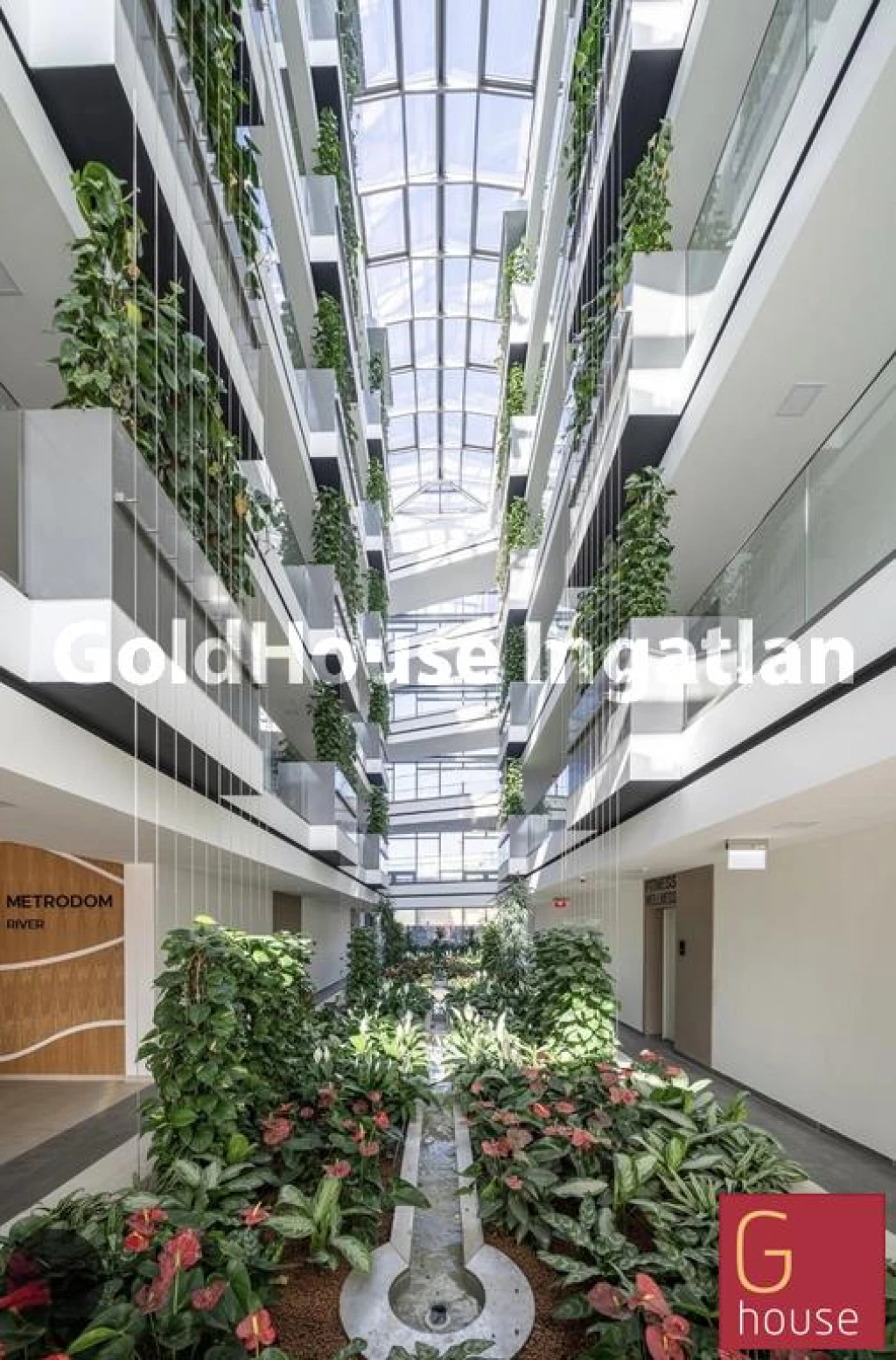 50 négyzetméteres, 3 szobás, újépítésű, panorámás, kiadó lakás