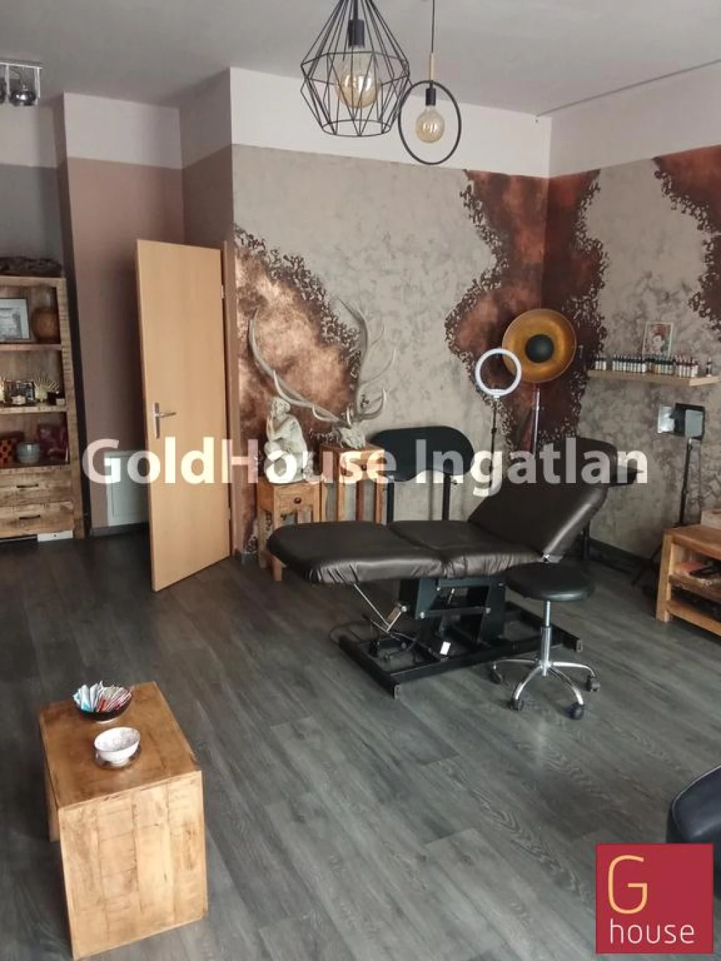 31 négyzetméteres, felújított, eladó üzlethelyiség