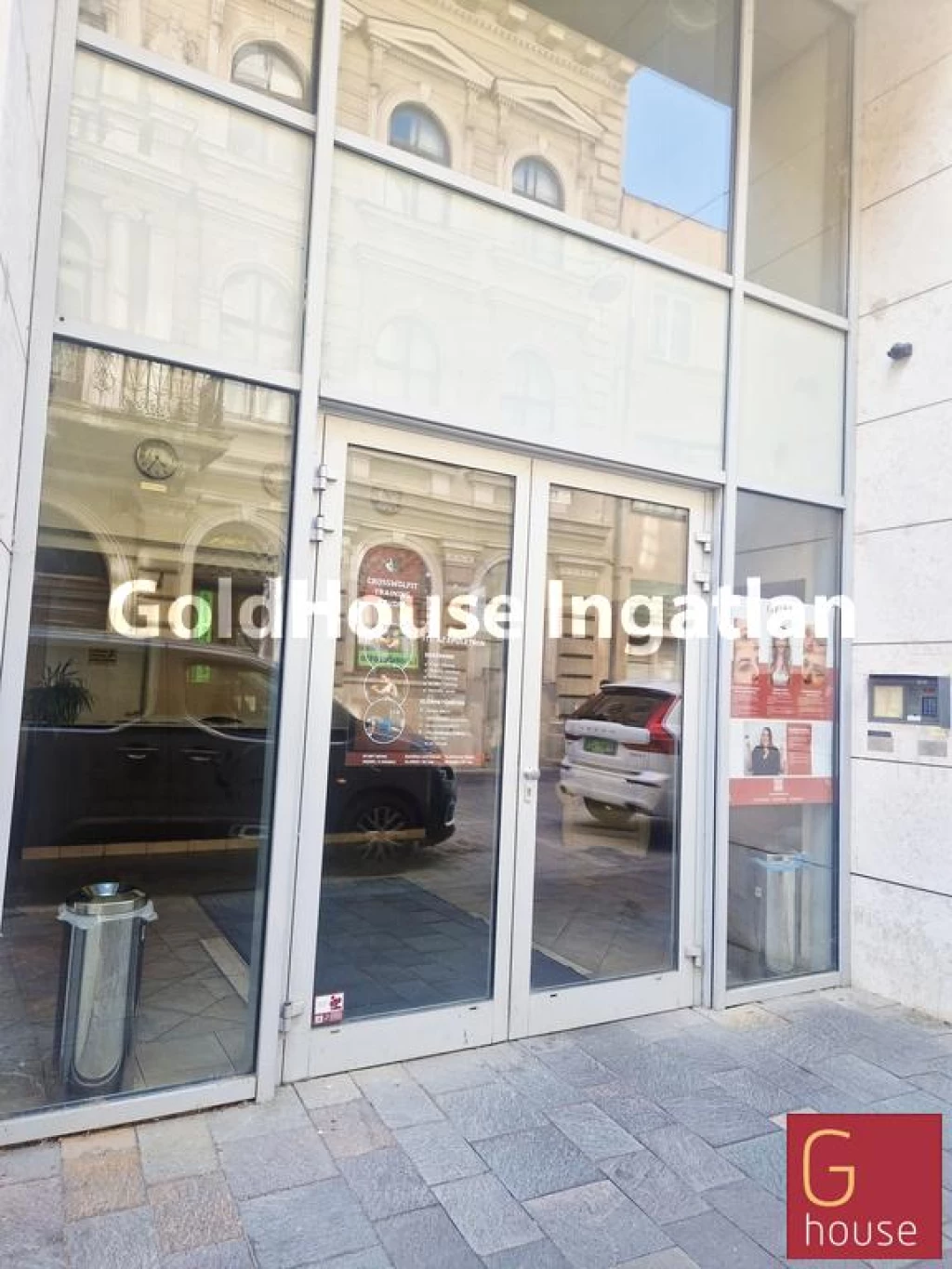 65 négyzetméteres, 2 szobás, újszerű, kiadó lakás