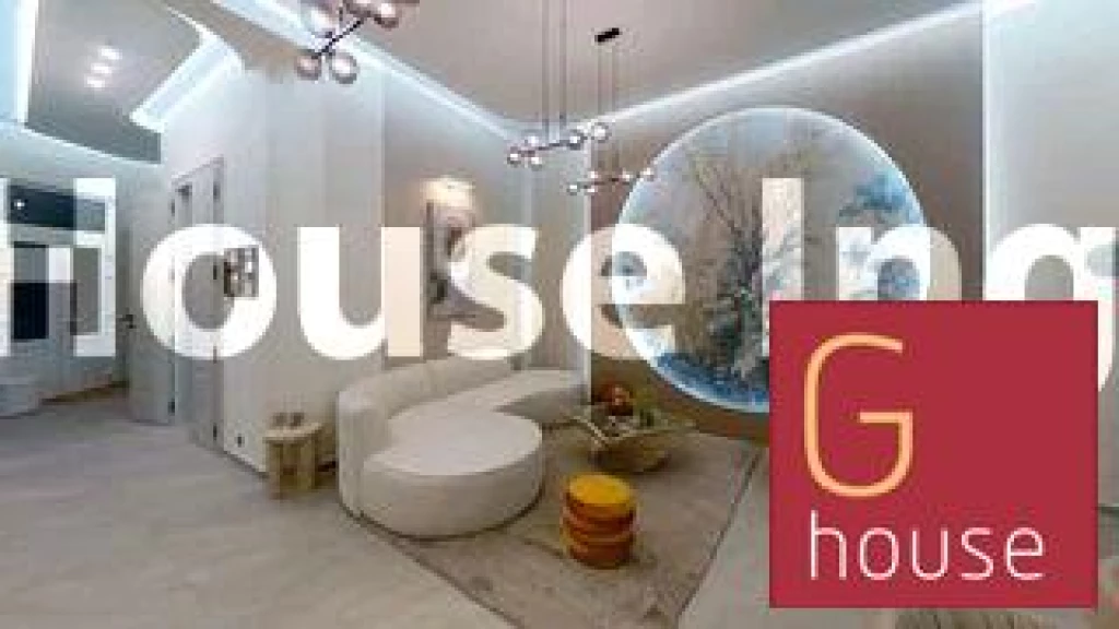 93 négyzetméteres, 4 szobás, újszerű, utcai, eladó lakás