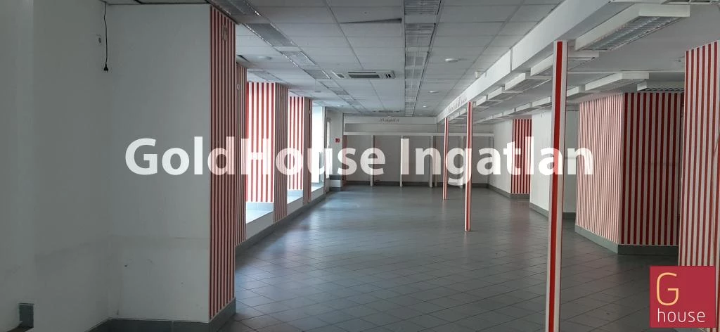 338 négyzetméteres, jó állapotú, utcai, kiadó üzlethelyiség