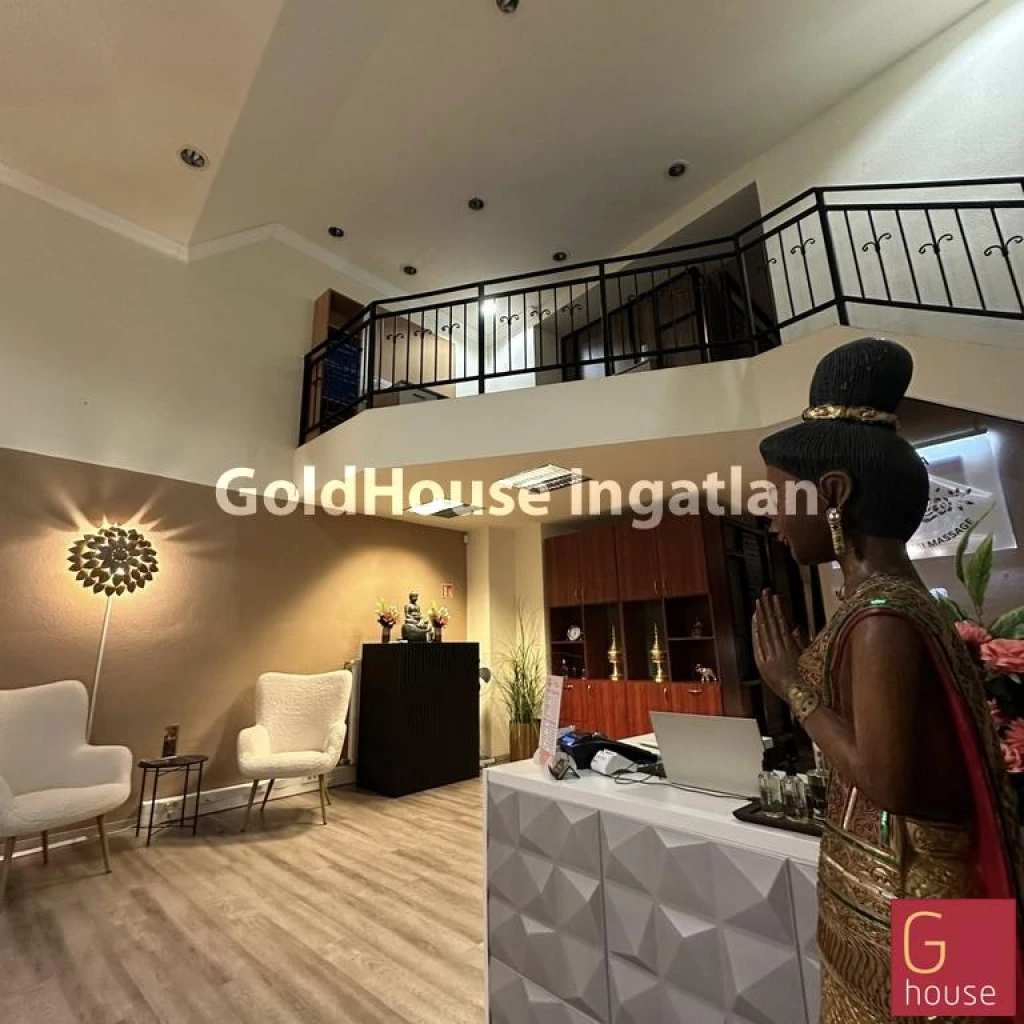 c3-2-name c2-69-name, Budapest V. kerület, Egyetem térnél