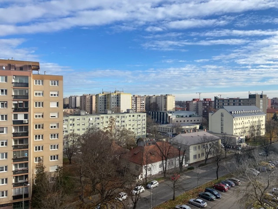 Kiadó panellakás, Székesfehérvár