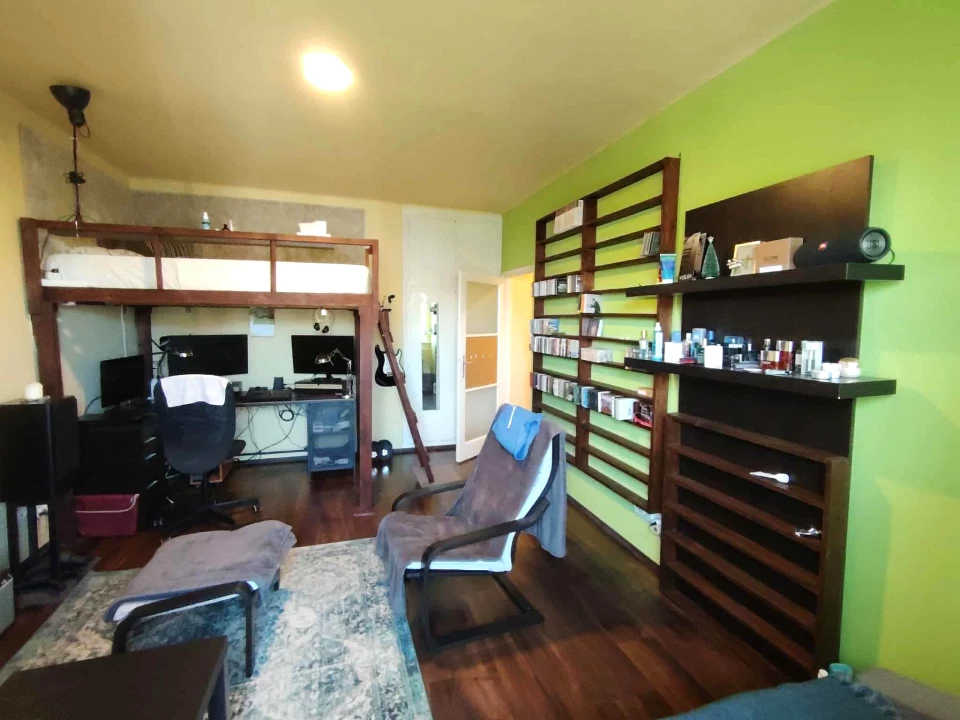 For sale brick flat, Székesfehérvár