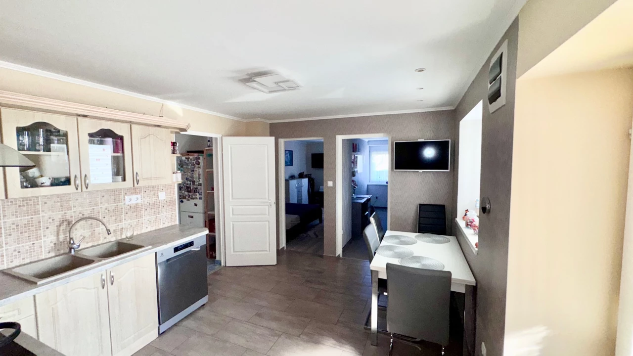 For sale house, Sárkeresztes