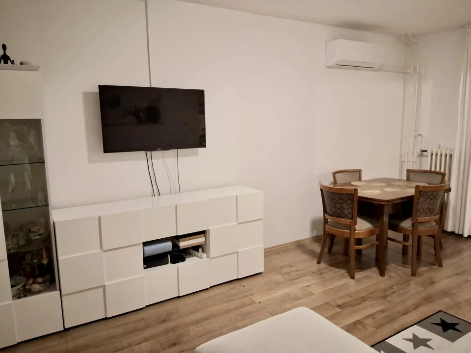 c3-1-name c2-20-name, Székesfehérvár