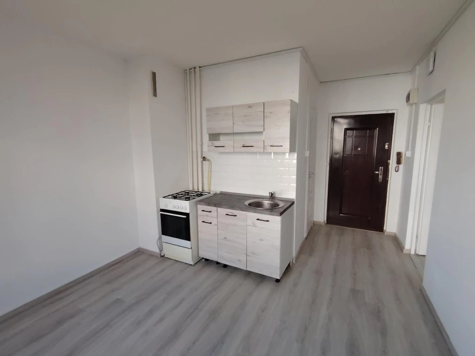 c3-1-name c2-20-name, Székesfehérvár