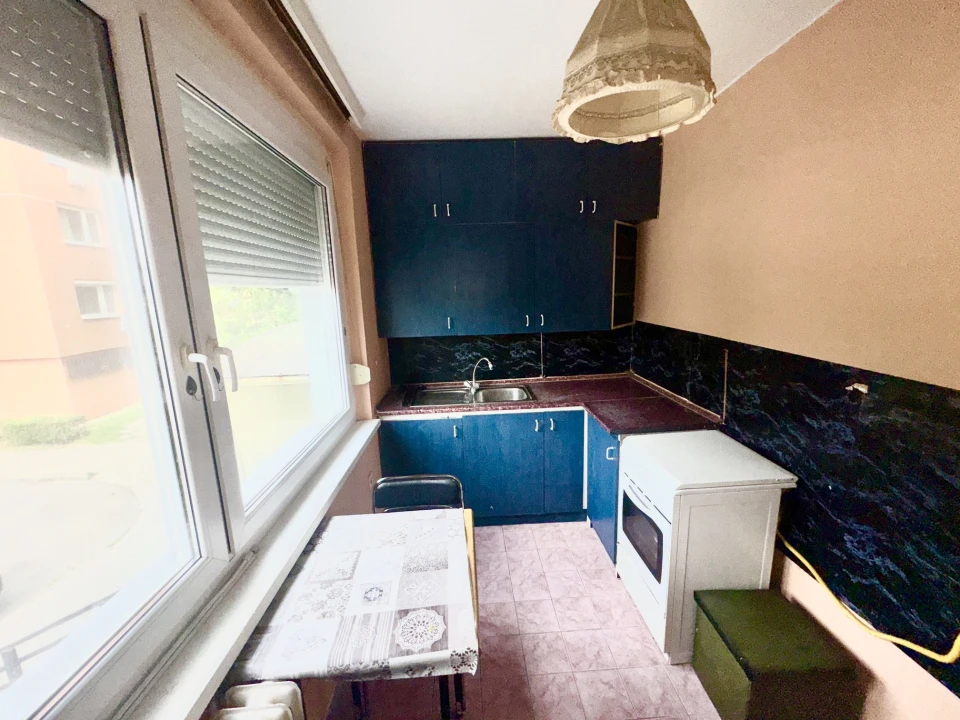 Kiadó panellakás, Székesfehérvár