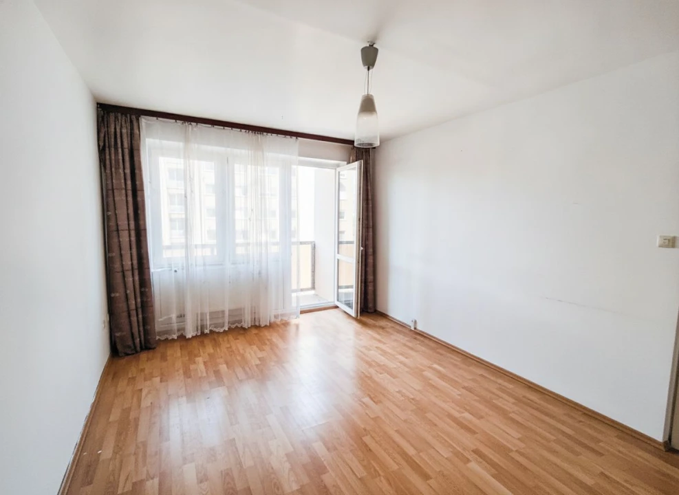 Eladó panellakás, Székesfehérvár