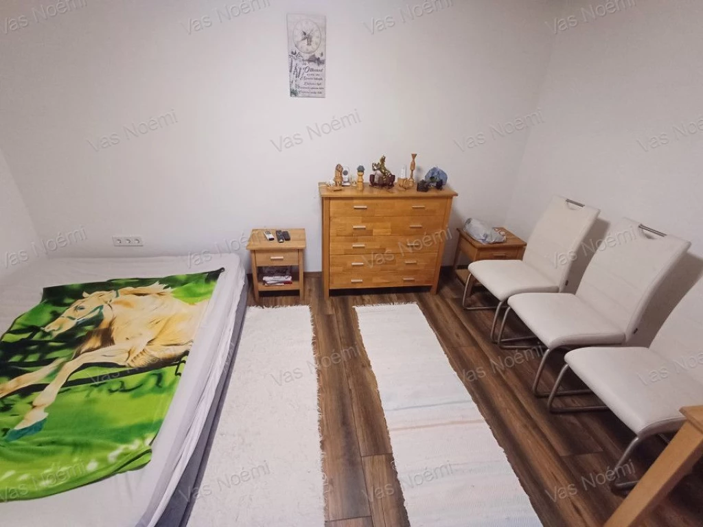 Eladó kis hétvégi ház Rigyáci Imre hegyen!