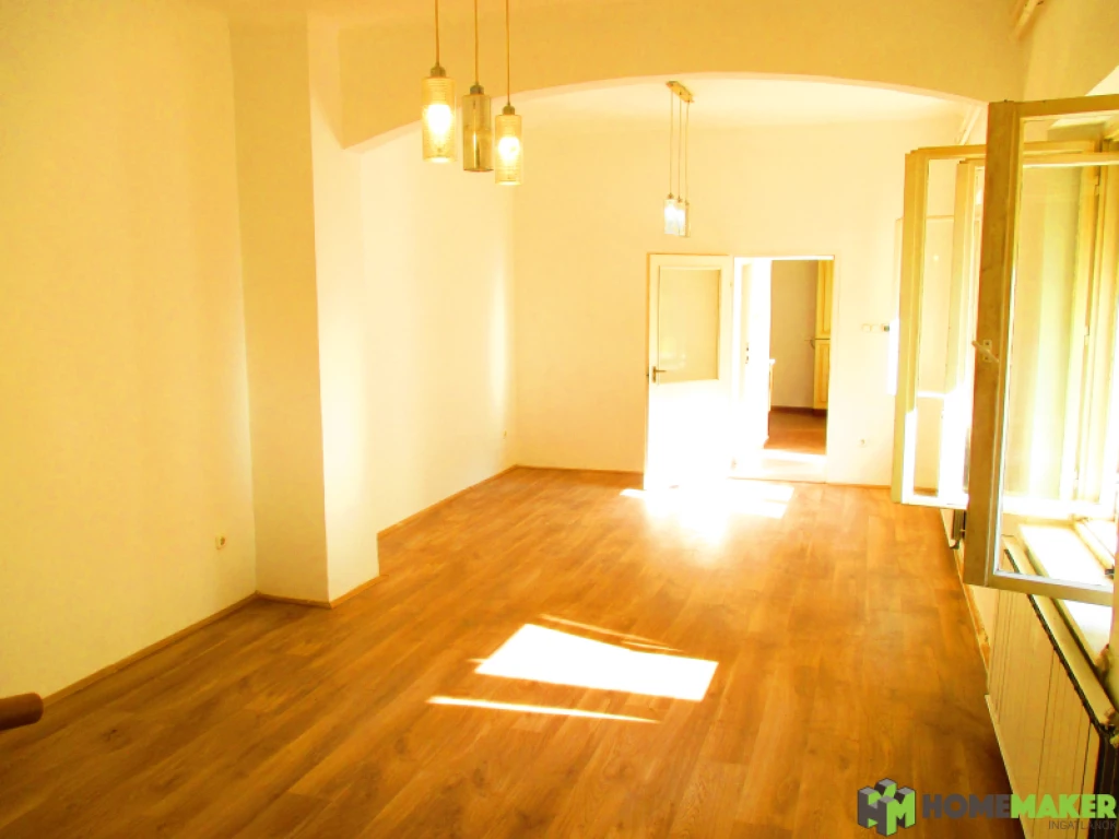 Eladó téglalakás, Szeged, Szeged Belváros, Tisza Lajos körútnál