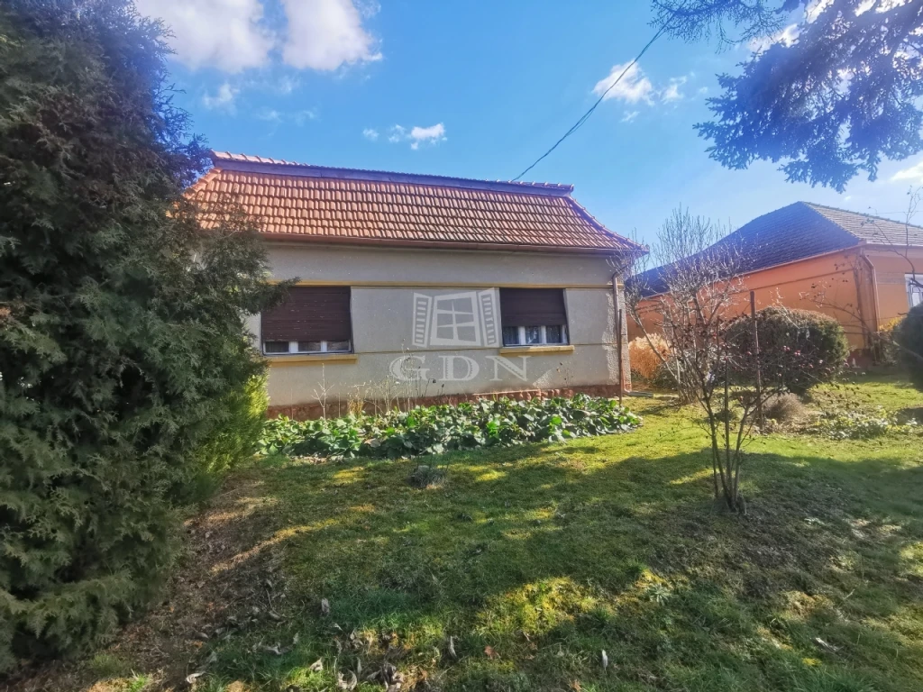 Eladó családi ház, Kilimán, Új tetővel, tégla ház eladó!