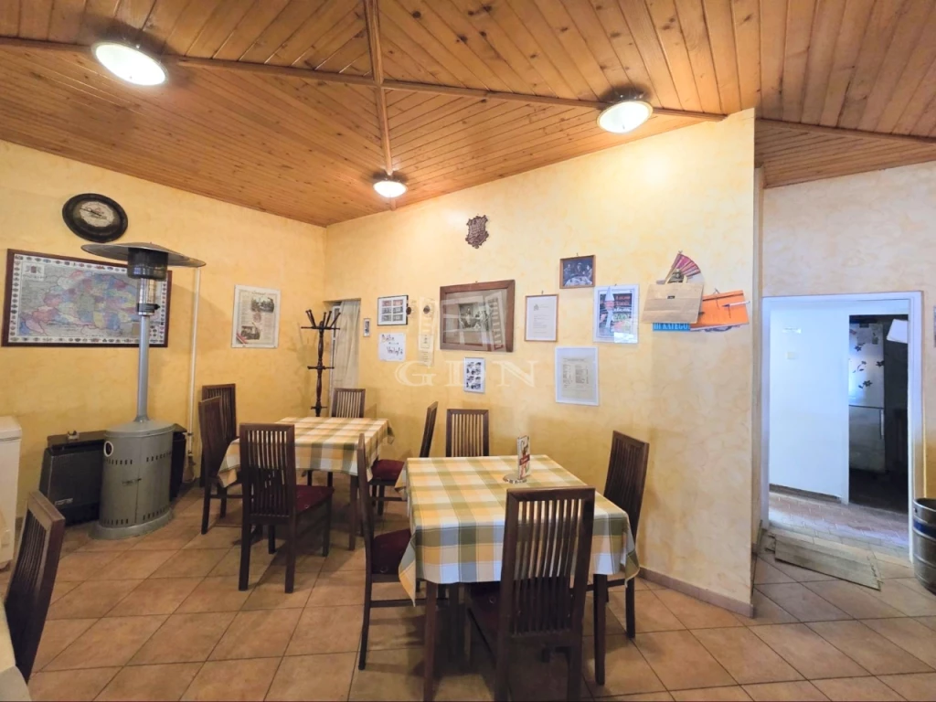 Eladó üzlet, Balatonkeresztúr, ? Üzlethelyiség/családi ház ?