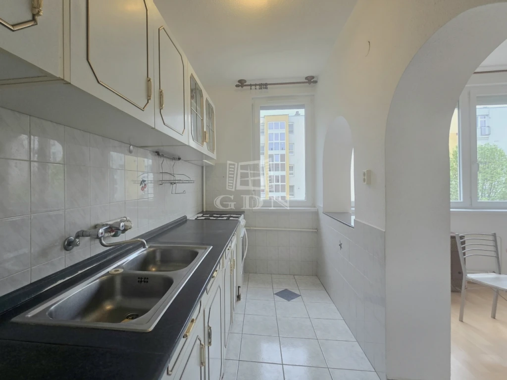 Eladó téglalakás, Zalaegerszeg, Landorhegy, 3 szoba, 2. emelet