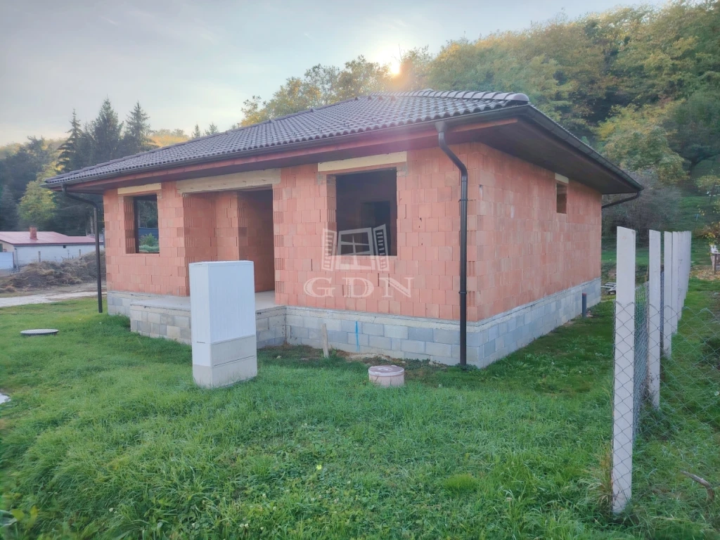 c3-1-name c2-1-name, Sárhida, ÚJ ÉPÍTÉSŰ CSALÁDI HÁZ ELADÓ SÁRHID
