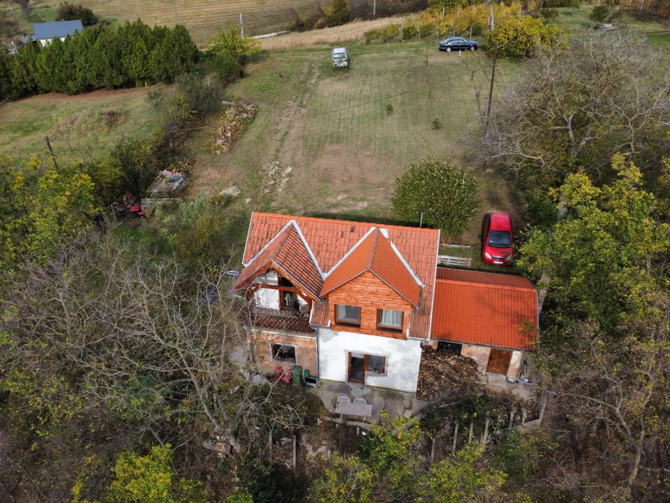 Eladó családi ház, Zomba