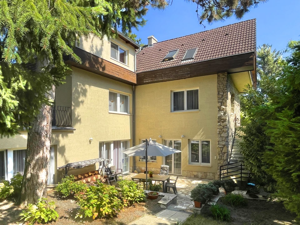 Eladó családi ház, Budapest II. kerület