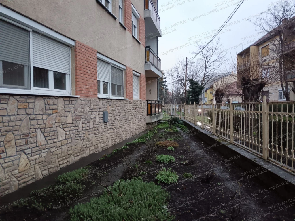 For sale brick flat, Szolnok, Belváros