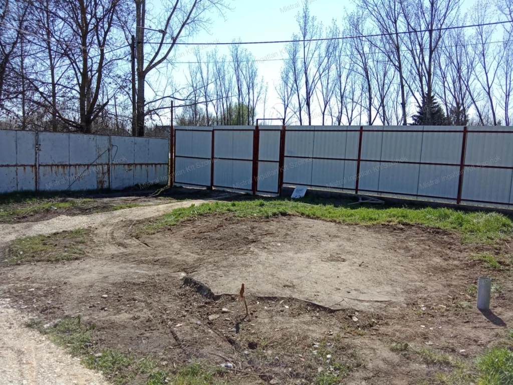 For rent factory building, Tószeg