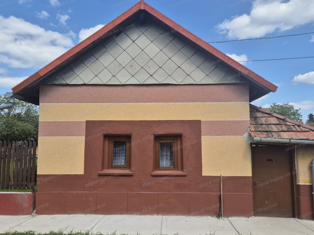 Családi ház eladó!