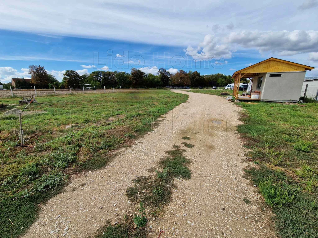 For rent depot, Polgárdi