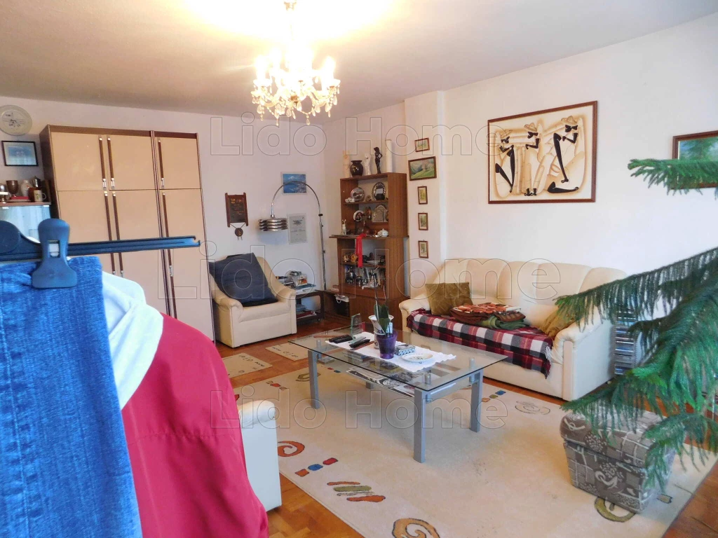 Az Öreg-hegyen eladó több generáció lakhatására is alkalmas önálló családi ház