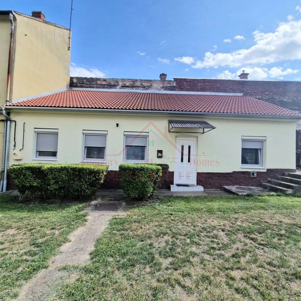 Keszthely központjában lakás