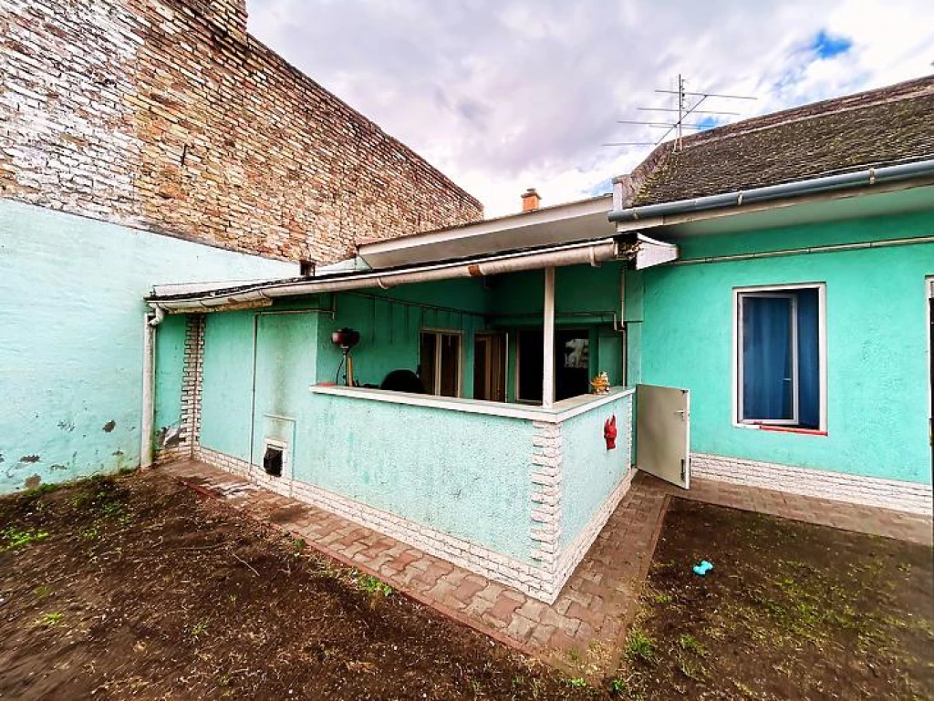 Eladó házrész, Budapest XX. kerület, Kossuthfalva