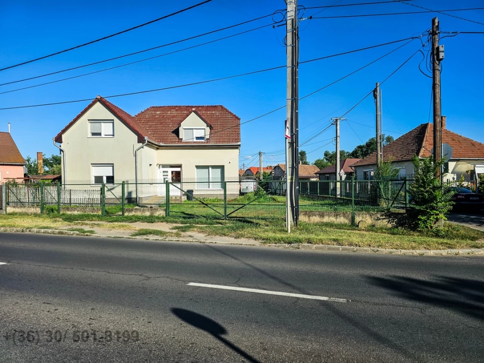 Eladó családi ház, Hajdúsámson